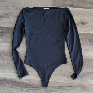 Aritzia Contour Whitney Bodysuit